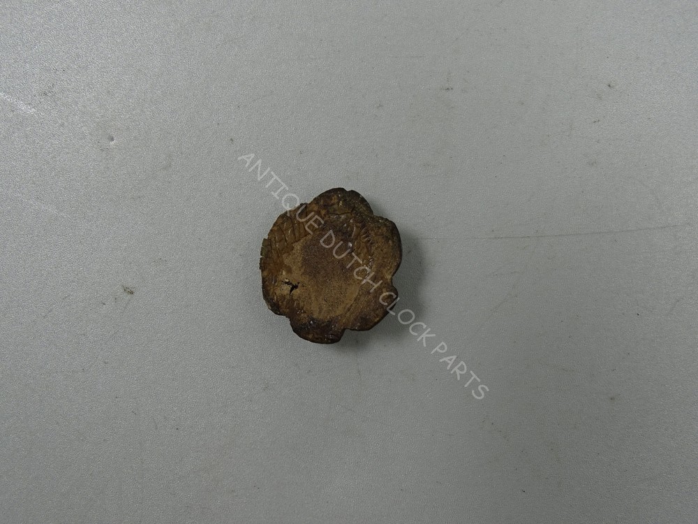 WOOD FLOWER ORNAMENT FOR GERMAN REGULATOR CLOCK