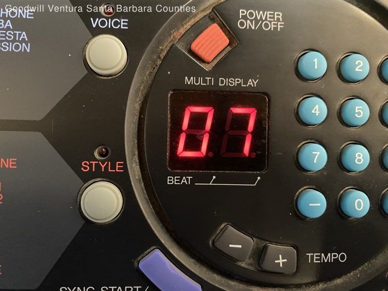 Yamaha PSR-76 49-Key Electronic Keyboard - Read