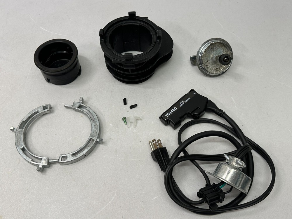 Insinkerator Cover Control Accessory Kit with Cord CCKIT-00A PARTS / DAMAGE