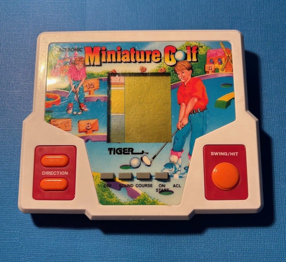 Tiger Electronics Miniature Golf Handheld Game 1988 (Tested)