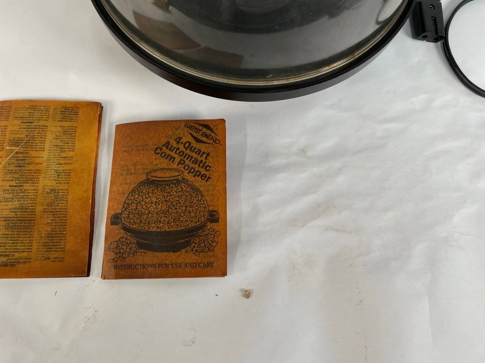 Vintage West Bend 4-Quart Automatic Corn Popper