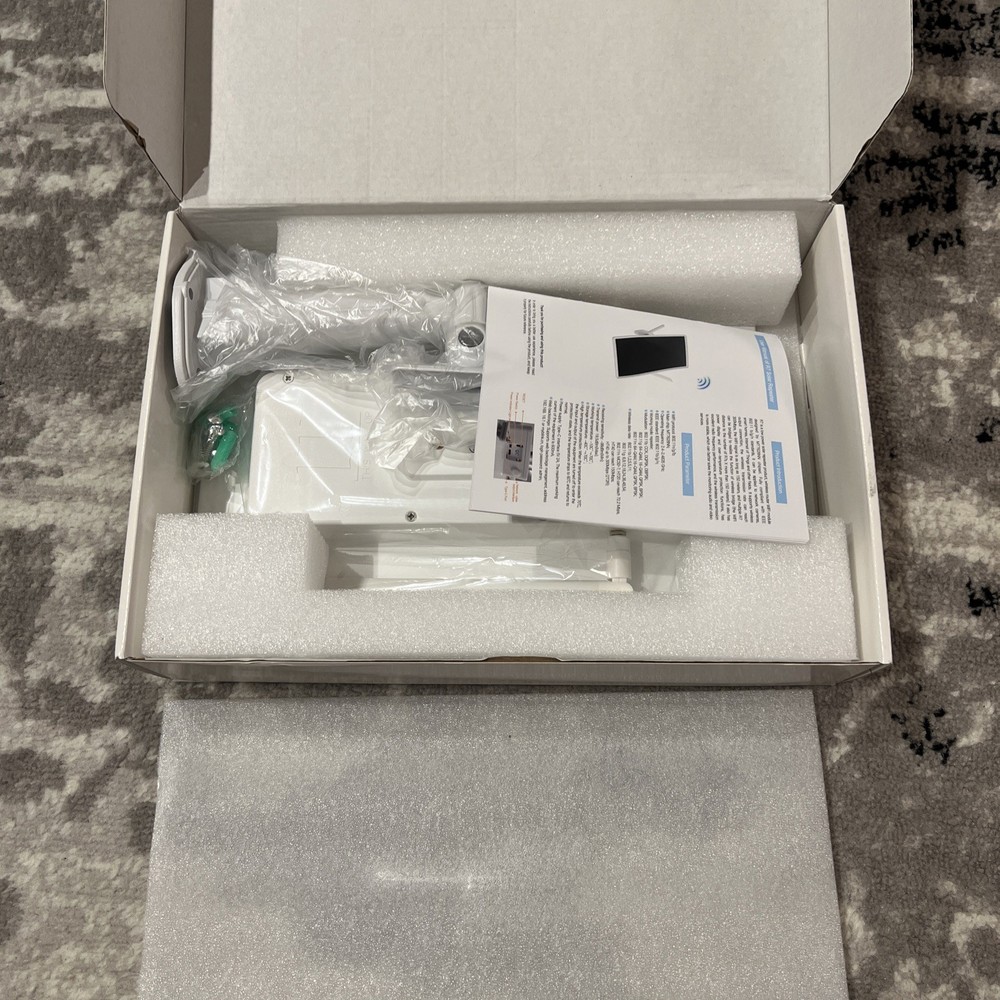 LCLCTEK Low Power Solar Powered Communication Device Model R7