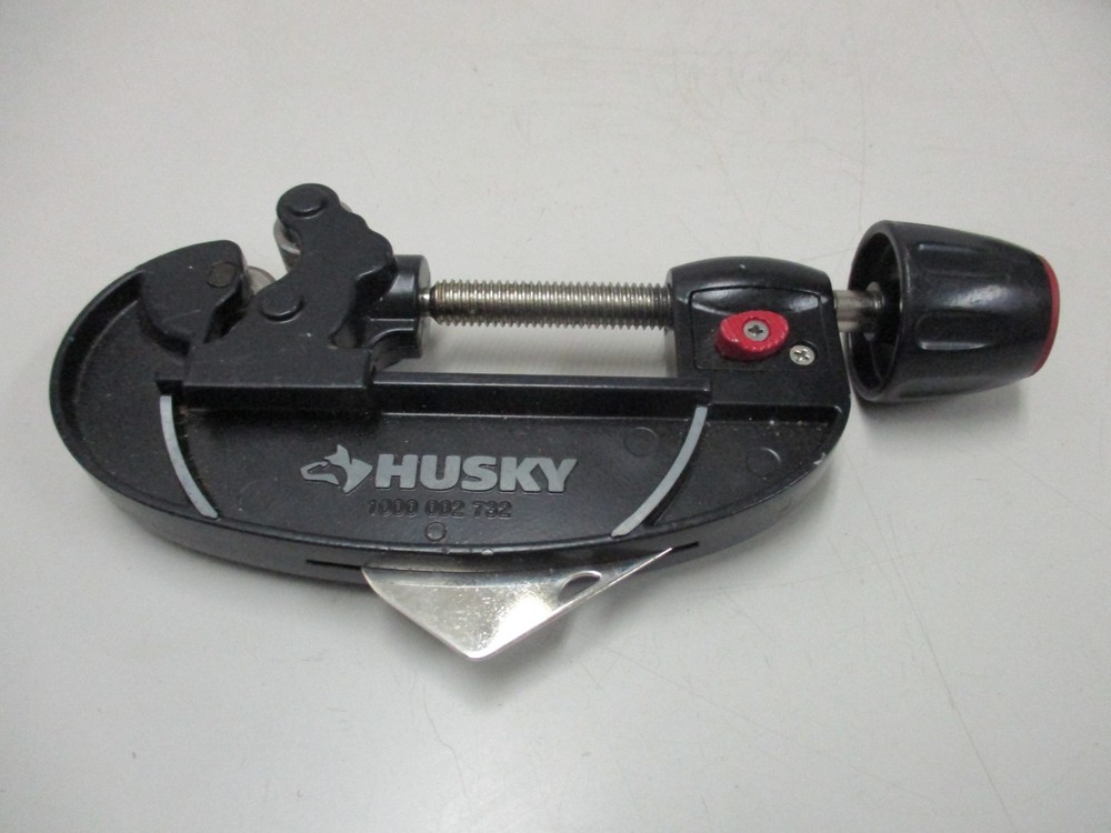 Husky 5/8 - 2-1/8 OD Pipe Cutter
