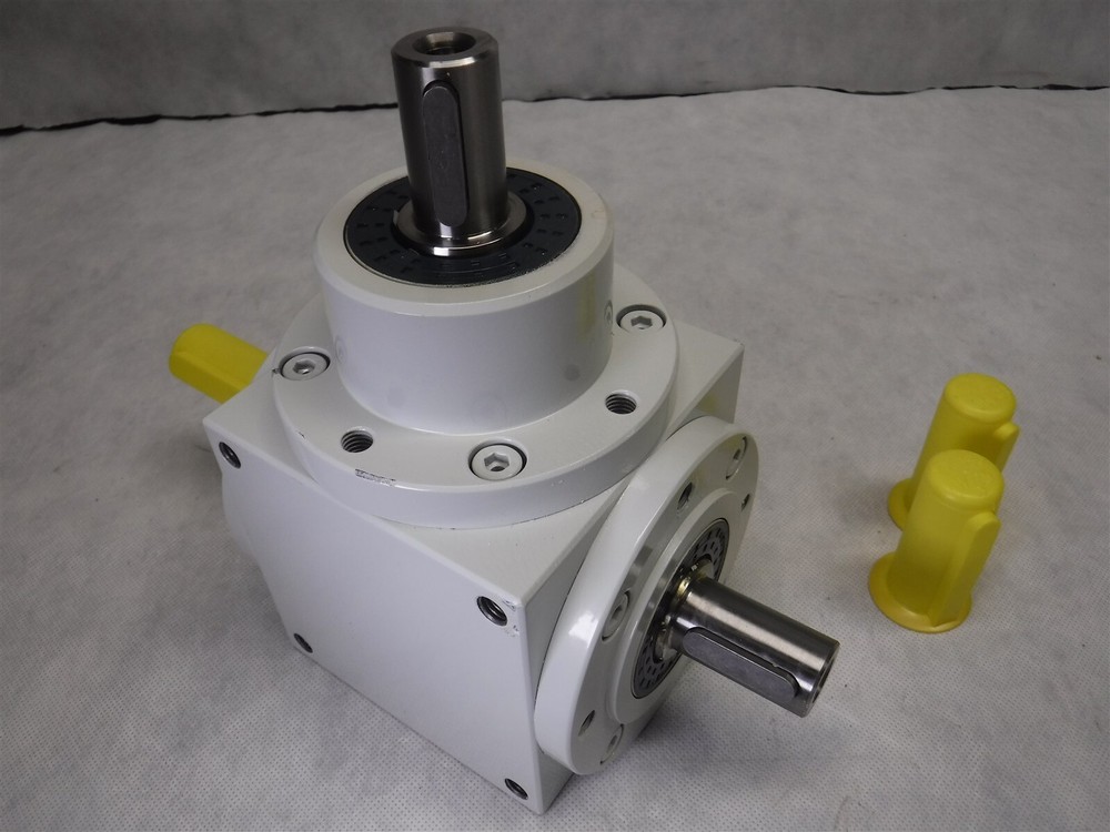 New Atek 0-266-80-003-7 Angular Gear Reducer J1