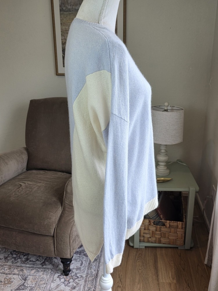 White + Warren Sweater Womens Medium Light Blue 100% Cashmere Pullover