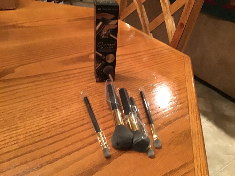 5 BDB BILLION DOLLAR BRUSHES  CHARCOAL BRUSH SET BNIB