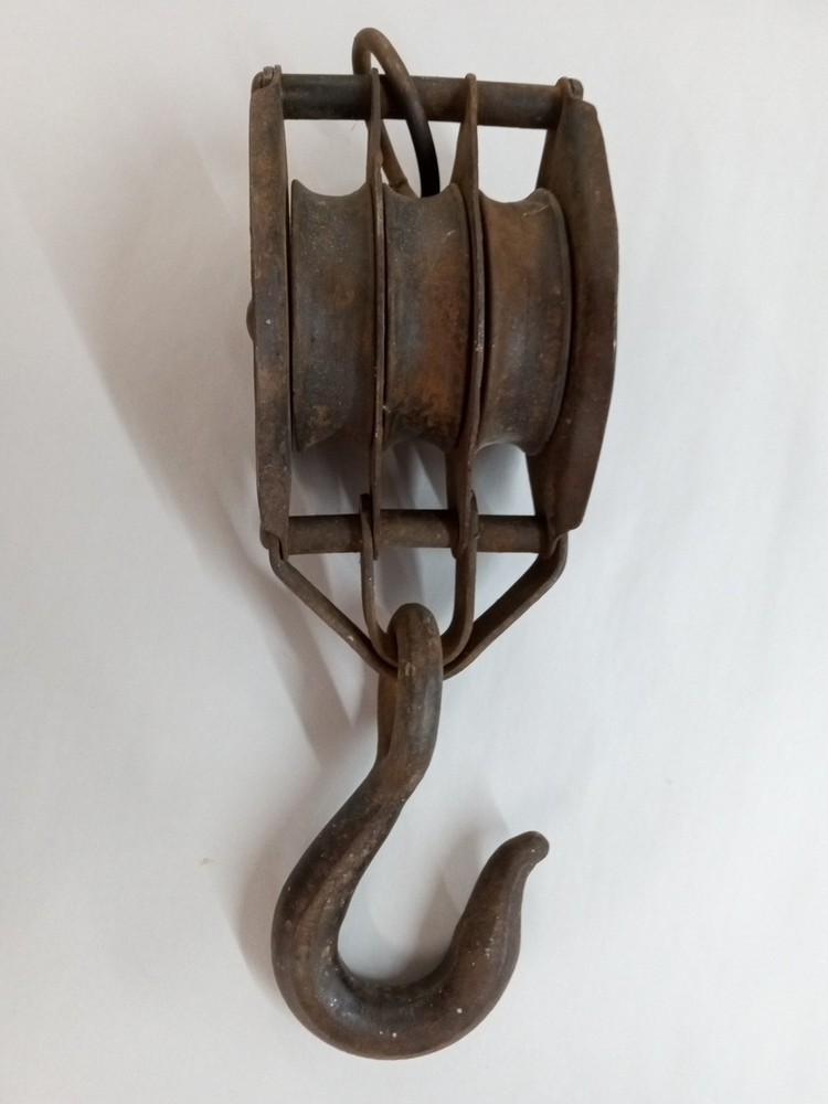 Vintage Cast Iron Triple Rope Pulley