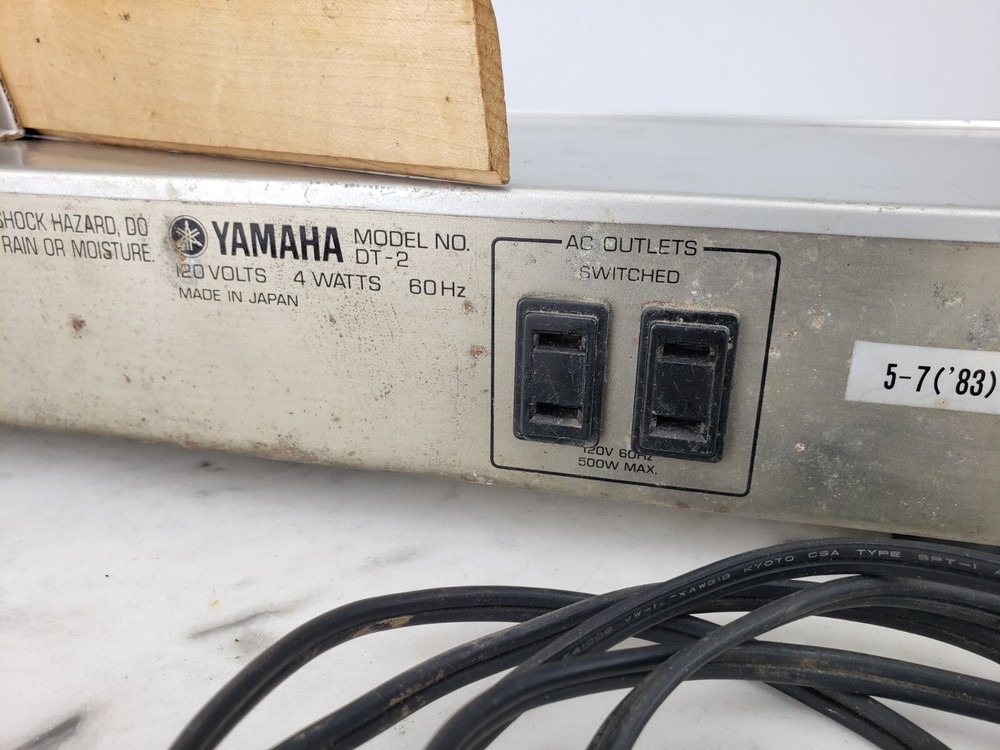 Vintage Yamaha Model DT-2 Audio Timer Silver