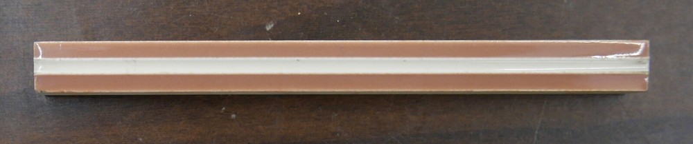 Vintage Tile Liner Tan with White Stripe