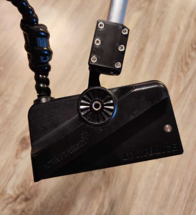 Lowrance Active Target 0 degree pipe mount