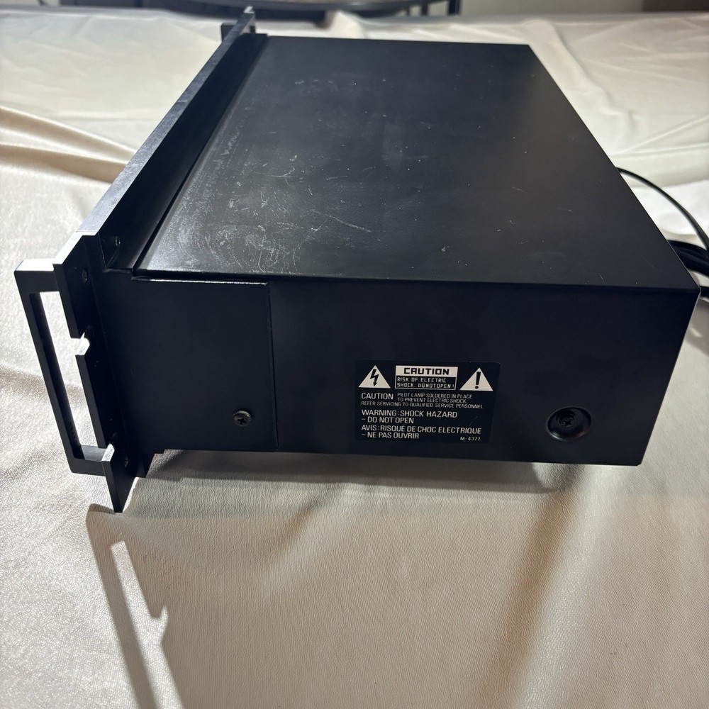 Nakamichi MR-1 Professional Cassette Deck Discrete Three Head Rack Mount Tested