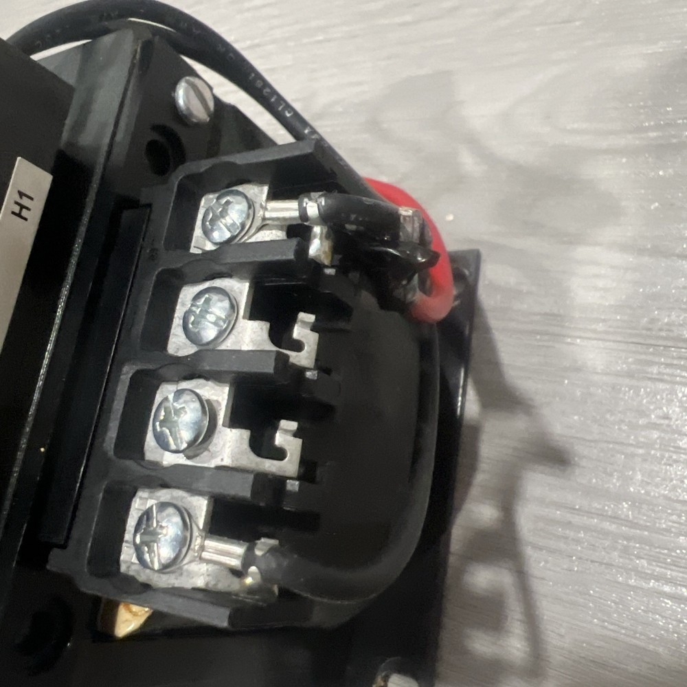 Square D 9070TF500D1 Industrial Control Transformer