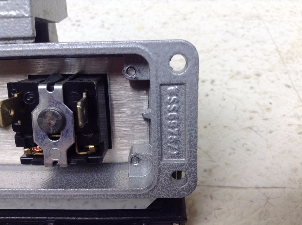 Mencom Programming Panel Interface D9 w/ 115 Vac Receptacle (TBI)