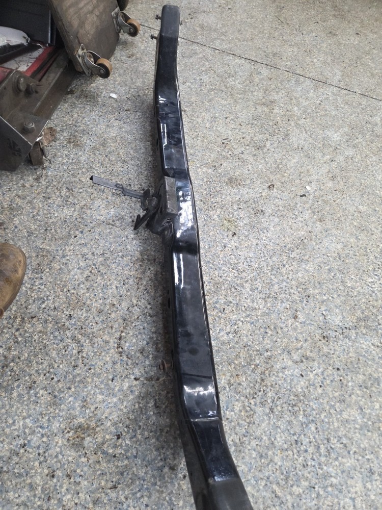 2005 Ford F250 UPPER core Support