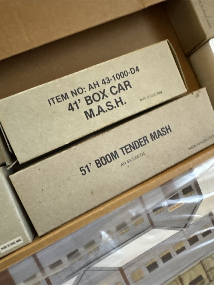 Bachmann HO Scale Mash 4077th Supply Train Set New Unused Open Box Read