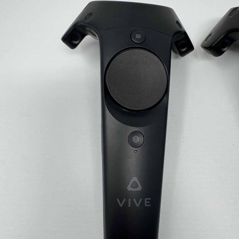 HTC Vive Virtual Reality VR Wand Controllers Pair (Black) 1.0