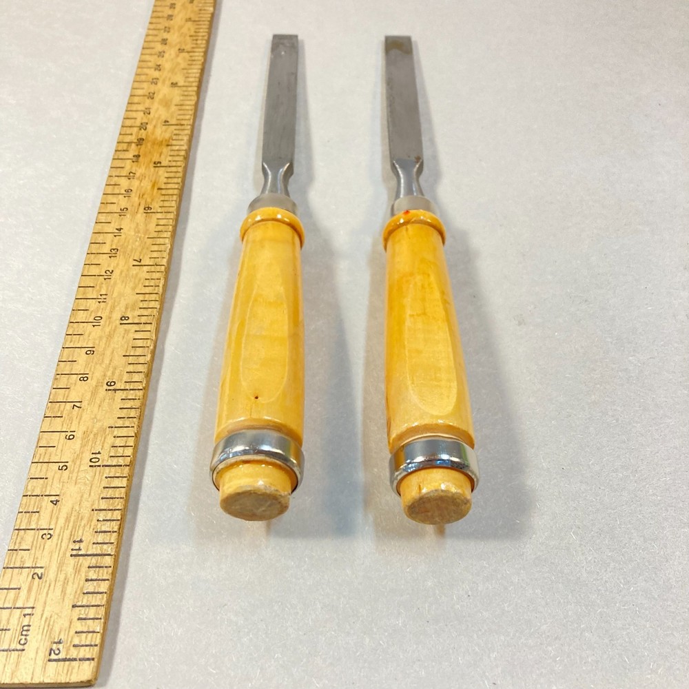 Wood Chisel Set 2 Pc 1/2" Beveled Edge Wood Handle