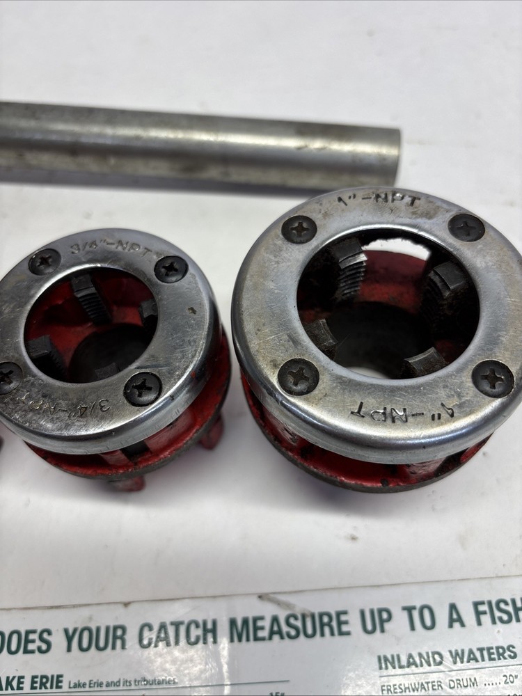 REED PIPE THREADER HEAD, DIES AND HANDLE