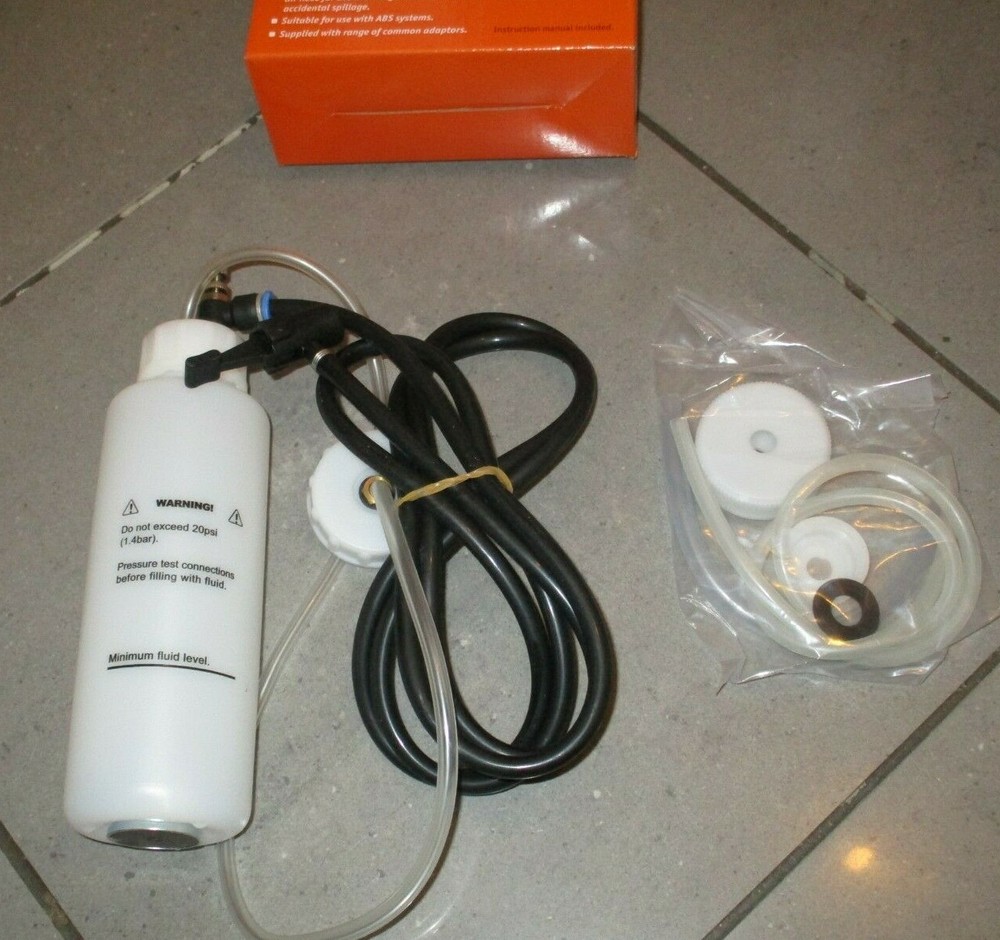 Stag Tools Automatic Brake And Clutch Bleeder STA165