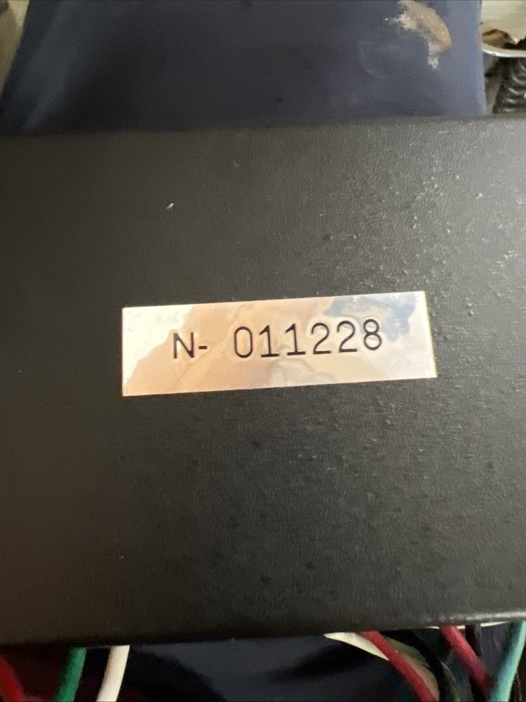 Niles DPS-1 Amplifier / Speaker Selector A/B Switch