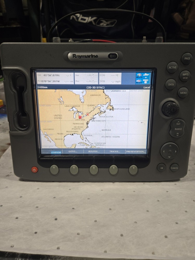 Raymarine E80 Classic GPS Chartplotter Multifunction Display