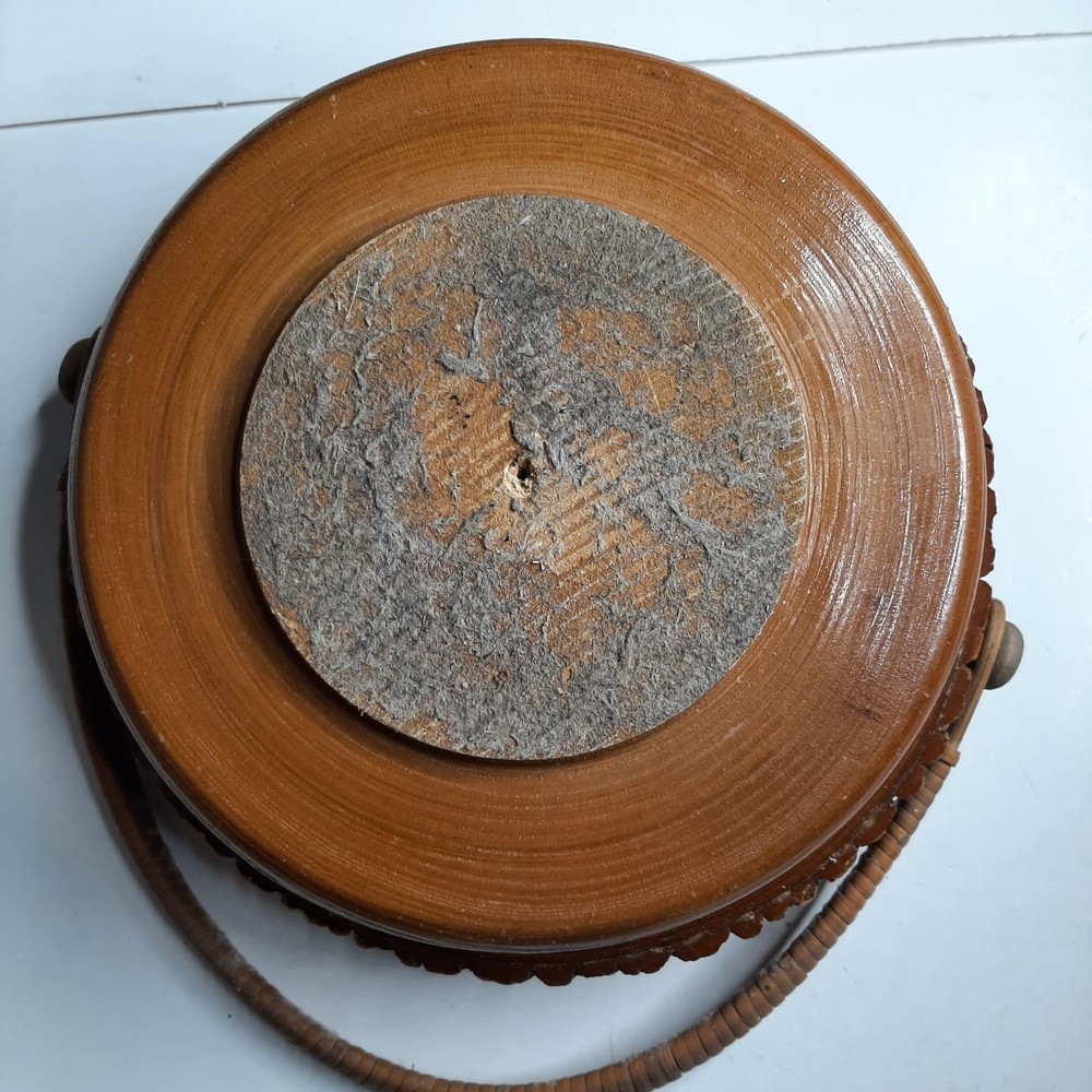 Wooden Nut Cracker Bowl Dish With Handle, Nutcracker, 3 Tools Bark Used