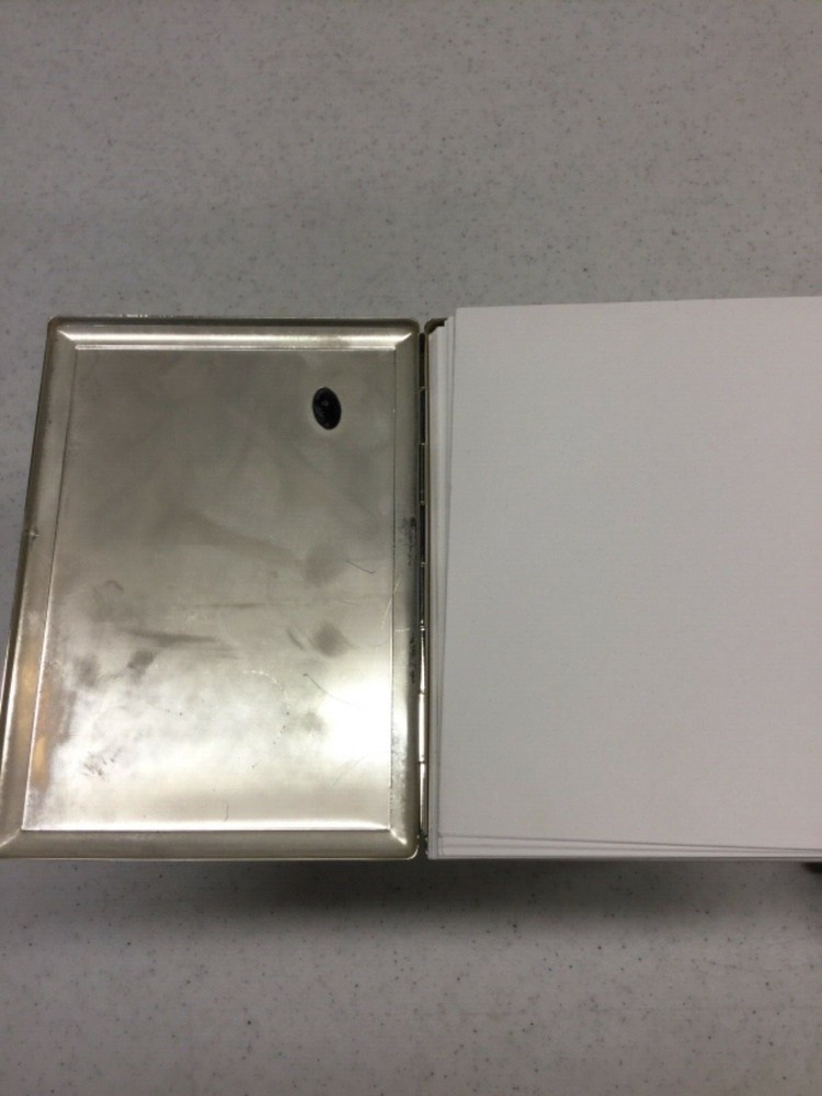 Silver desk case for paper notes in Box