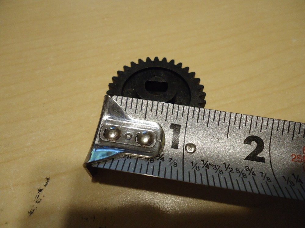 AO SMITH / HAGUE & WATERBOSS WATER SOFTENER DRIVE ASSEMBLY GEAR 93238 ( new ) (c