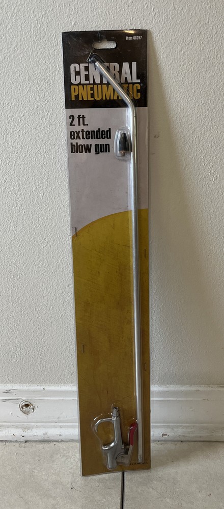 Central Pneumatic 2 ft extended blow gun