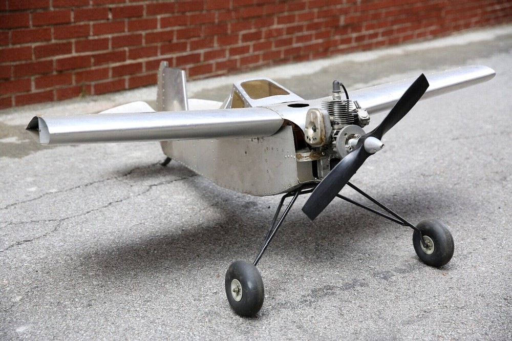 Vintage Control Line Model Airplane Gas Engine Aluminum Plane Tether Project Old