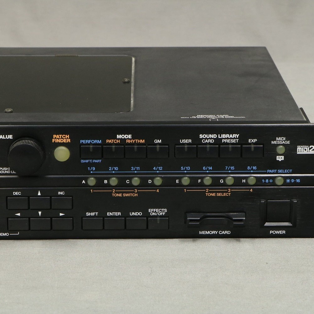 ROLAND XV-3080 [ZN23716]