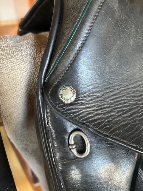 Devoucoux Dressage Saddle 17 used