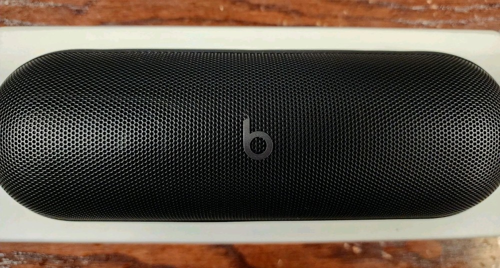 Beats Pill Portable Bluetooth Speaker – Matte Black (Open Box)