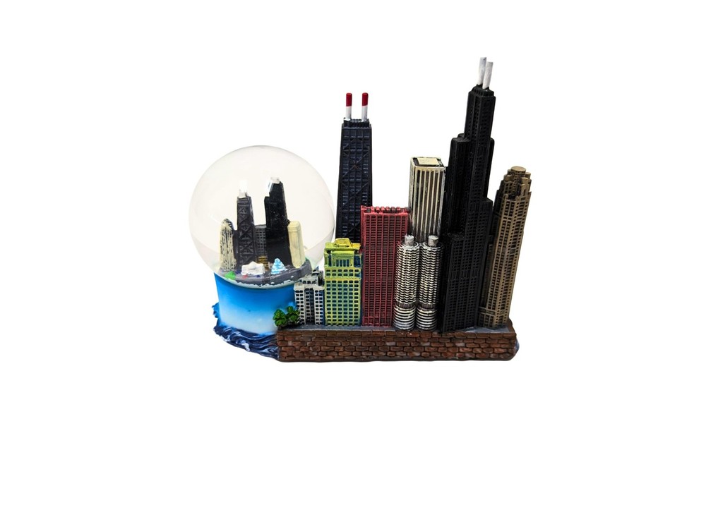 Chicago Lakefront Statue Snow Globe