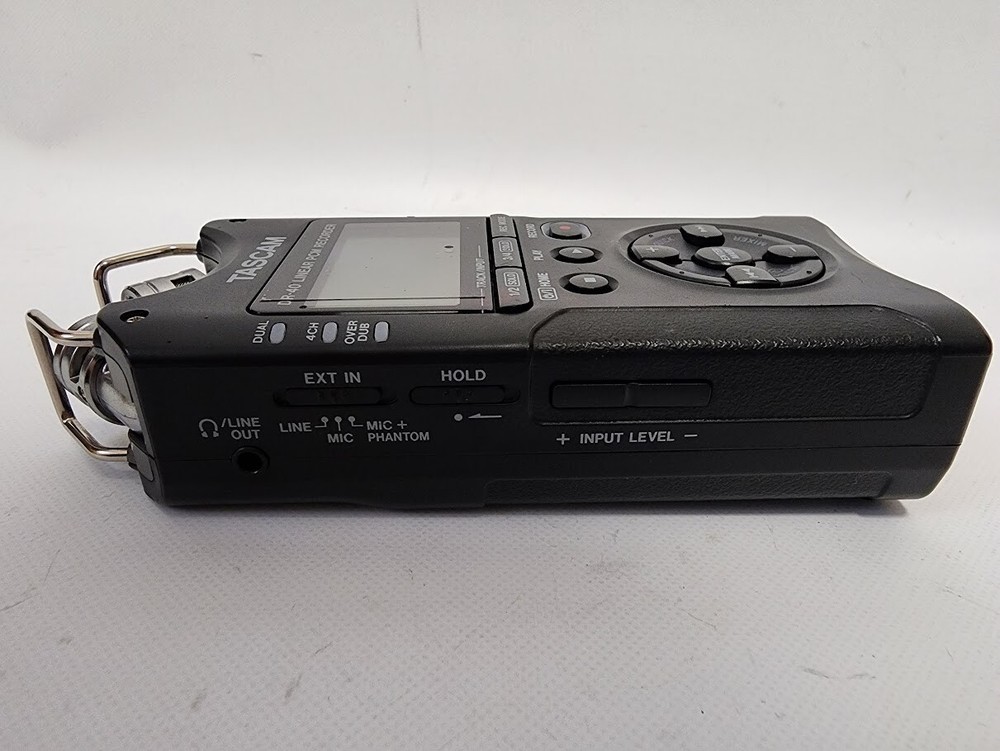 TASCAM DR-40 Linear PCM Digital Recorder