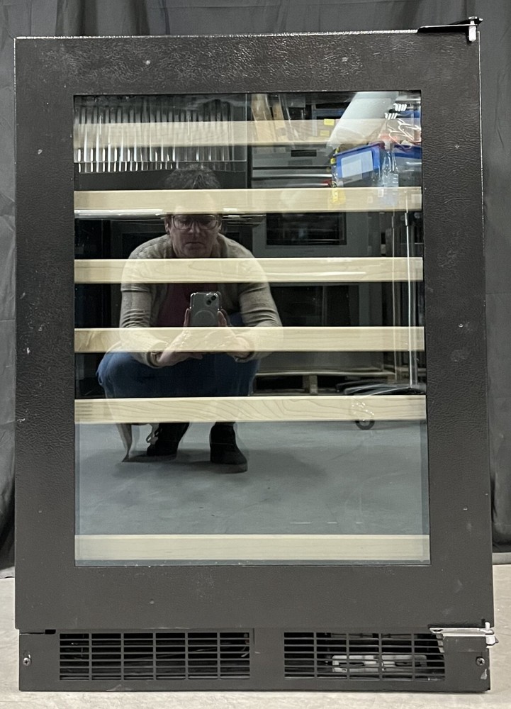 Marvel MLWC324IG01A 24"  Wine Refrigerator High Efficiency Single Zone Built-In