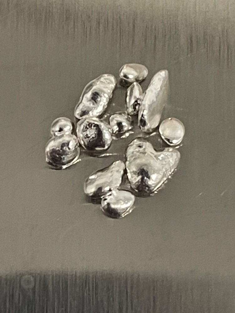 1 GRAM OF .9999 FINE SILVER SHOT