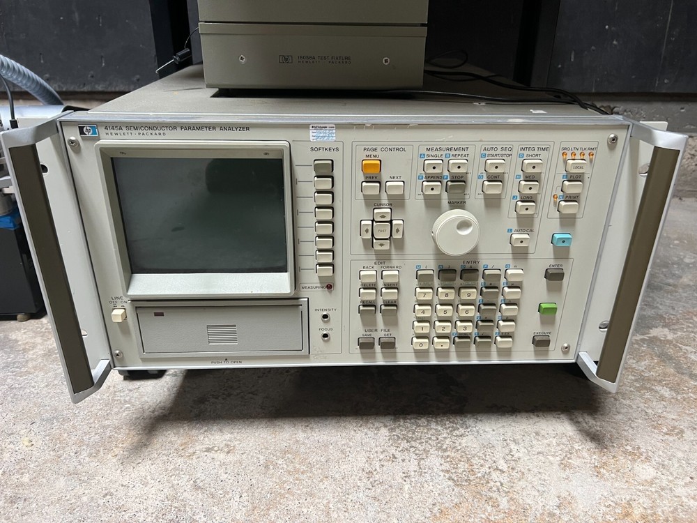 HP 4145A Semiconductor Parameter Analyzer COME WITH WITH HP16068A TEST FIXTURE