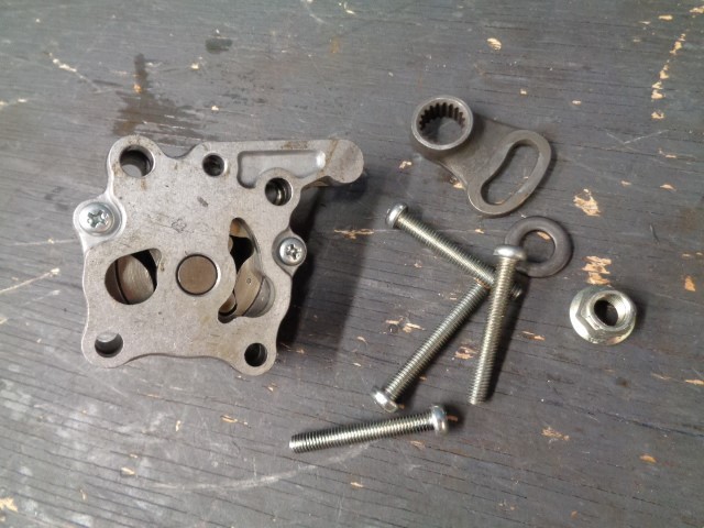 1981 Honda CM400A CM 400 Oil Pump 727