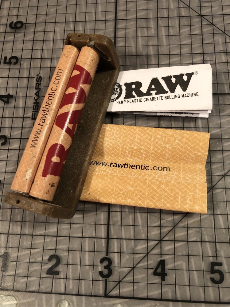 RAW brand Hemp Plastic Cigarette Rolling Machine used Handheld Roller spare roll