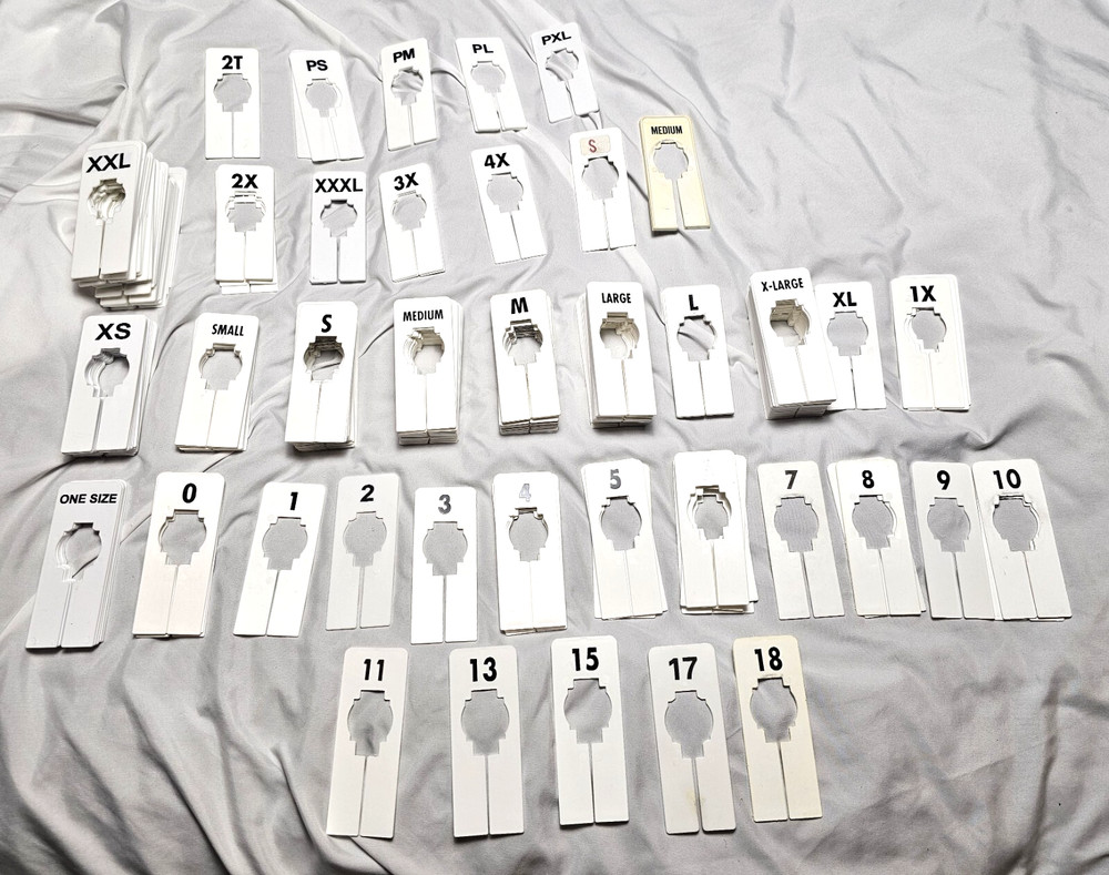 212 piece clothes rack size dividers square shape various sizes