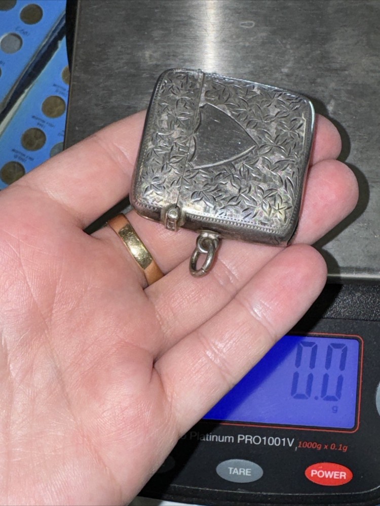Vintage Match Safe (Birmingham 1899) (Sterling)