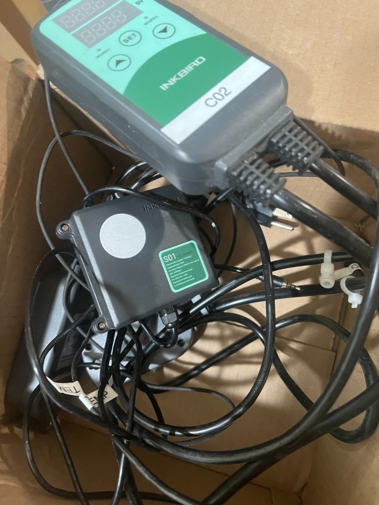 Inkbird ICC-500T CO2 Meter Carbon Dioxide Controller & CO2 S01 Sensor