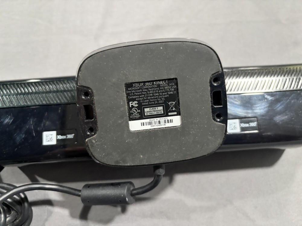 Microsoft 1414 Xbox 360 Kinect Sensor Bar - Black