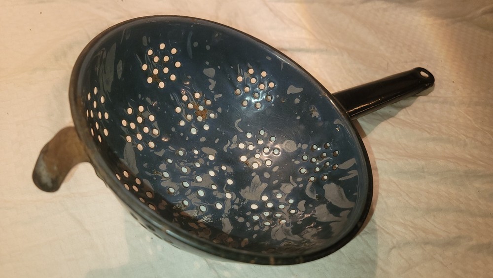 6 3/4" blue/gray Speckled Enamel strainer