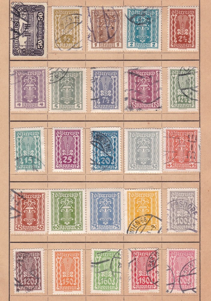 AUSTRIA ^^^^x25 used  & hinged    CLASSICS on page  $$@lar769ostt96
