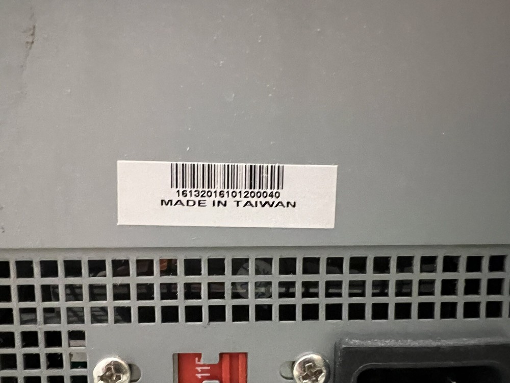 Rosewill RSV-S8 8-Bay 2.5" & 3.5" RAID Storage Enclosure System Server C32