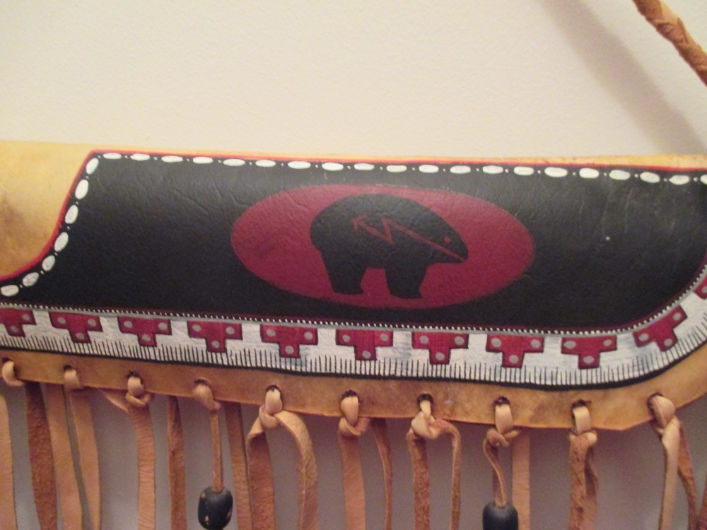 NATIVE AMERICAN BOW & QUIVER