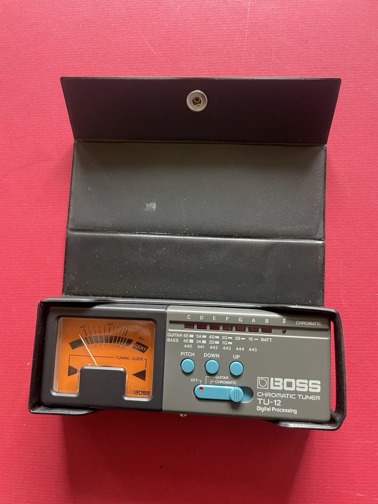 Boss Chromatic Tuner TU-12 with case