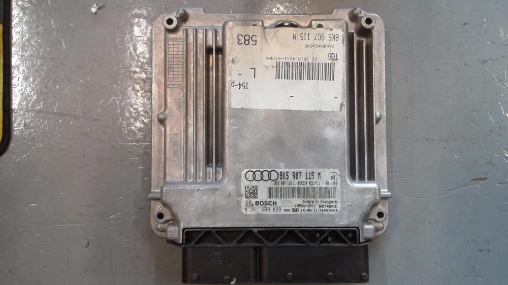 AUDI AUDI A4 Engine Control Module (ECM) 8K5 907 115 M